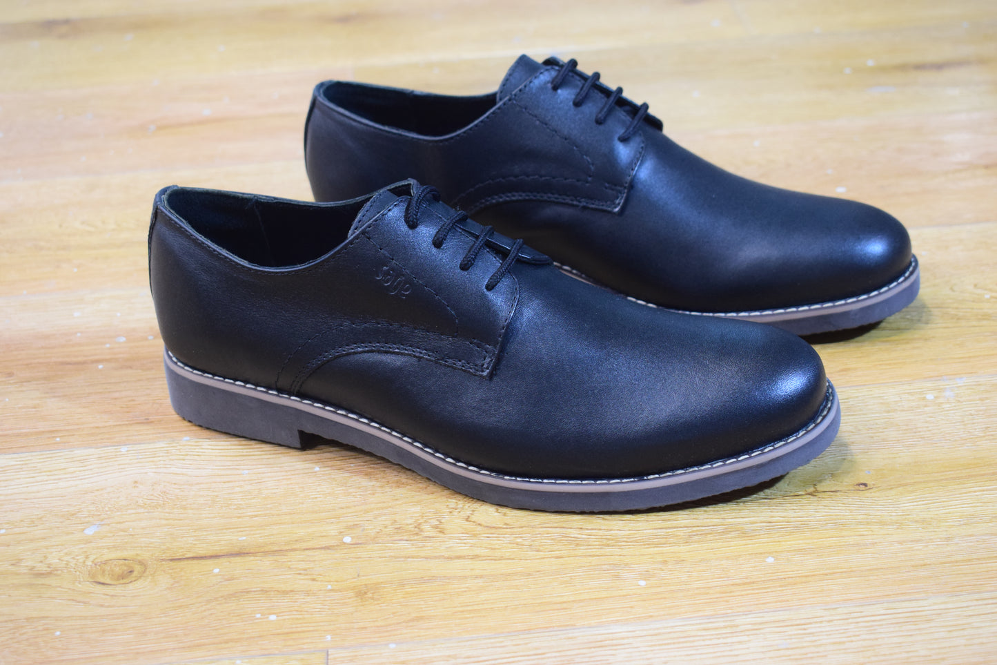 Formal leather Upper lace up Shoe London Black